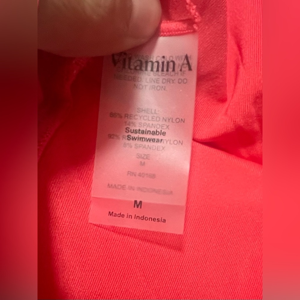 NWT Vitamin A One Piece Swimsuit - High Thigh Vacation Resort Summer Beach Swim - Picture 8 of 8